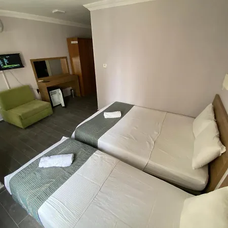 Hotel Baskent *