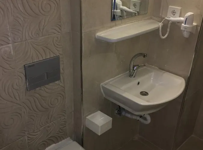 Hotel Baskent *
